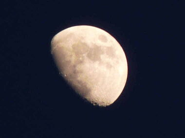 Dieser Link führt direkt zur ganz speziellen Galerie Halbmond 1.